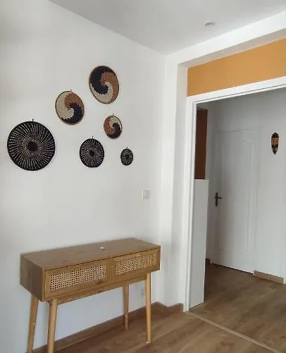 Chambre Spacieuse Et Lumineuse Chez L'habitant Проживание в семье Ницца
