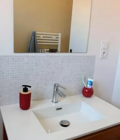 Chambre Spacieuse Et Lumineuse Chez L'habitant *